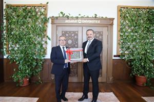 Rektör Arıbaş, Moldova Komrat Üniversitesi heyetini ağırladı